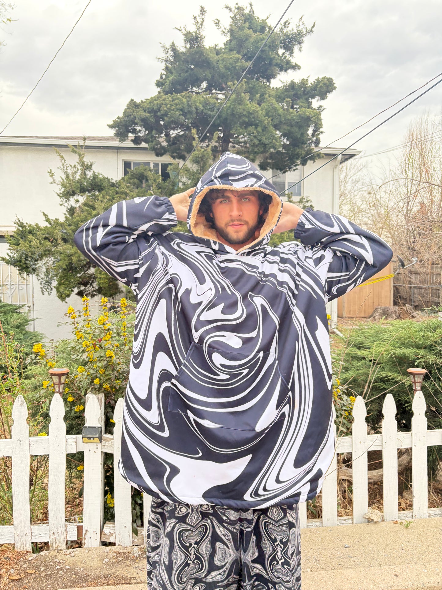 Monoswirl Sherpa Fleece Thuggie