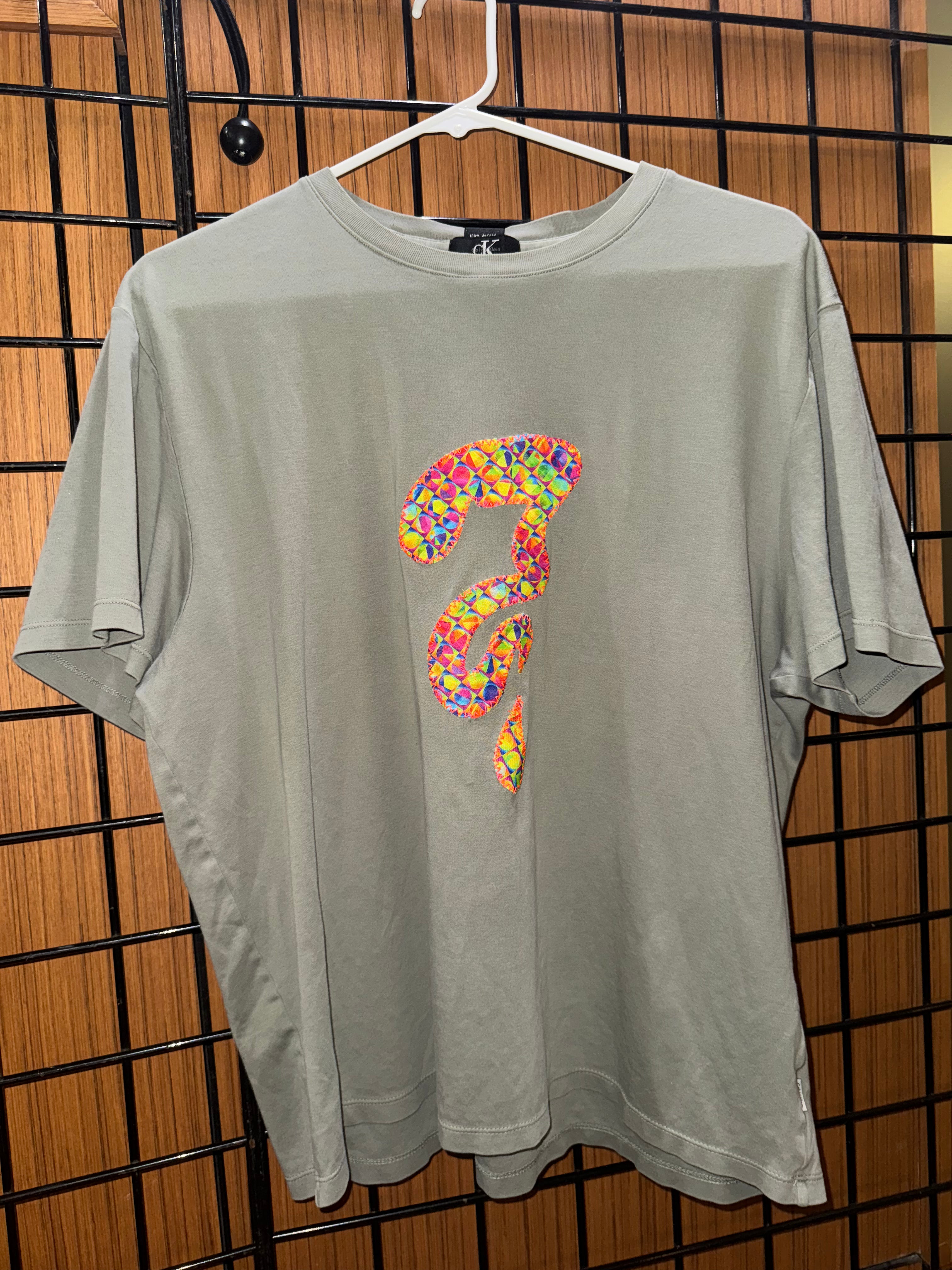 Rainbow Tip Tee
